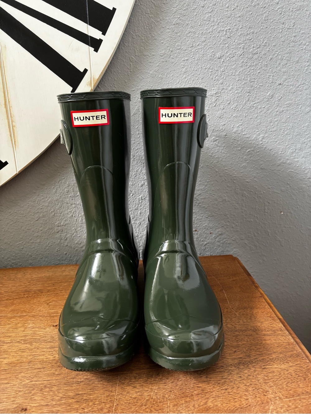 Hunter Women Glossy Dark Green Rain Boots 9